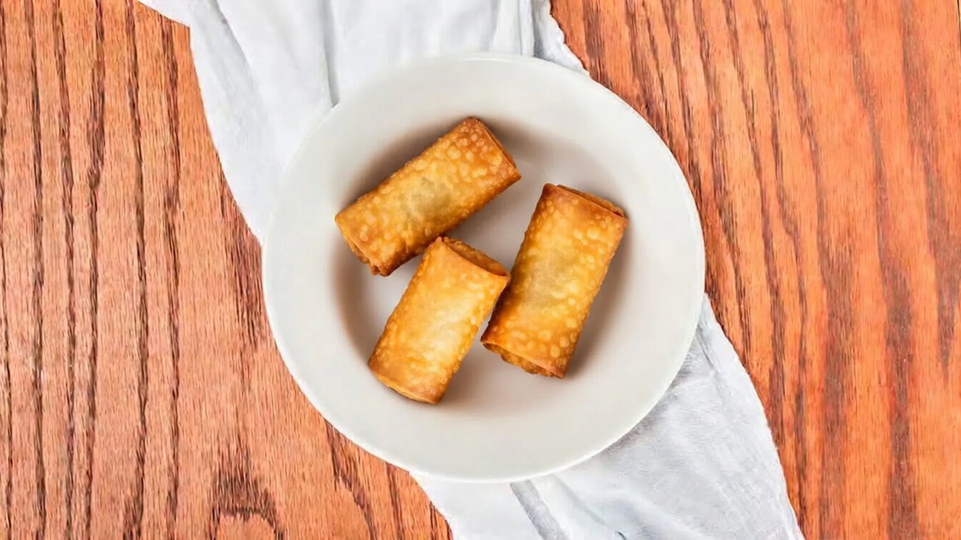 Vegetable Spring Roll at Hunan Wok, Chinese Restaurant in Middlesex
